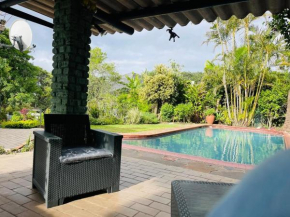 Zee's Airb&b
